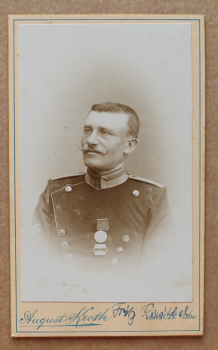 CDV Foto Dieuze Duss Lothringen 1885-1915 Foto Atelier August Kroth Deutscher Offizier Fritz Reichel Uniform Orden Frankreich France 57 Moselle